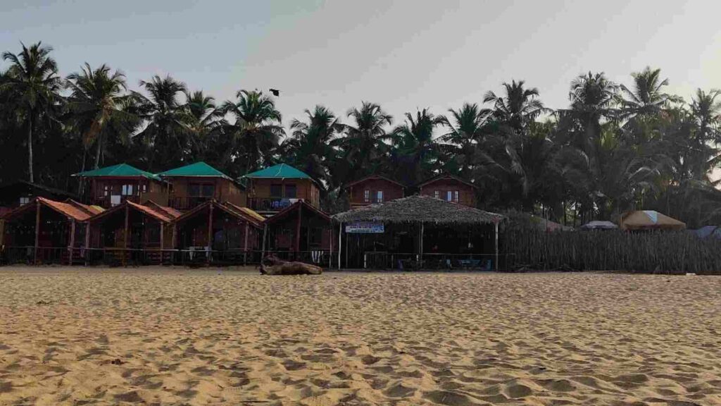 om sai beach huts goa