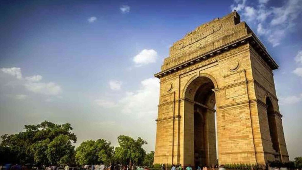 How to Go India Gate by Metro
